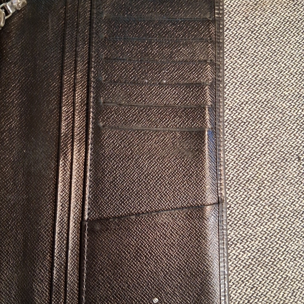 Louis Vuitton Black Wallet - Picture 12 of 16